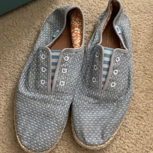 Women Toms shoes 7.5